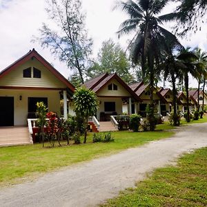Smilebeach Resort Khaolak
